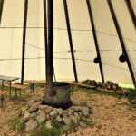 alpentipi-innen-feuerstelle-1300